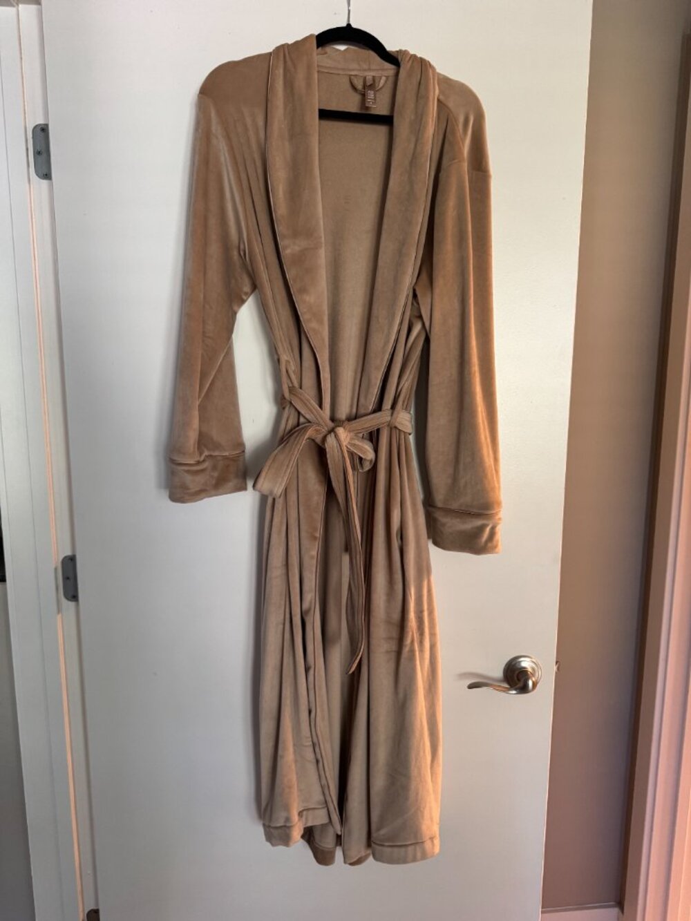SKIMS Velour Robe in Honey Size Medium - Picture 2 of 4